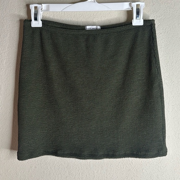 Good American Always Fits Mini Skirt Size 3/4 which is a L/XL olive green - Picture 1 of 3